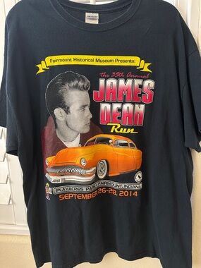 Vintag Gildan Black James Dean Run Graphic Tee with Orange Car and Pink/Red
